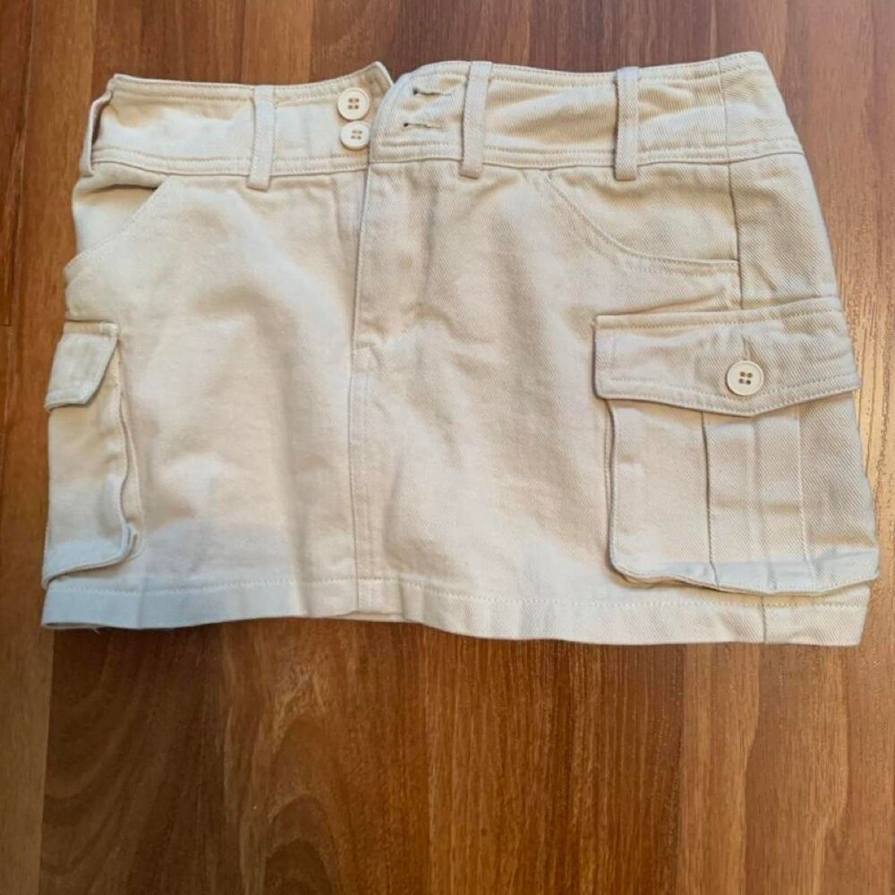 Edikted Women's Cream and Tan Skirt